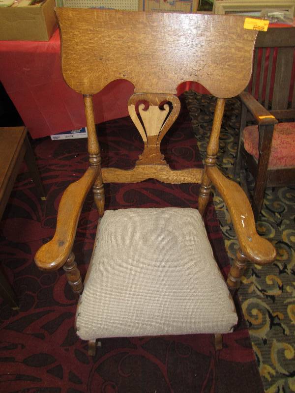 lot 367 image: VINTAGE ROCKING CHAIR, NEEDS A LITTLE TLC, SPRINGS FOR THE ROCKING
