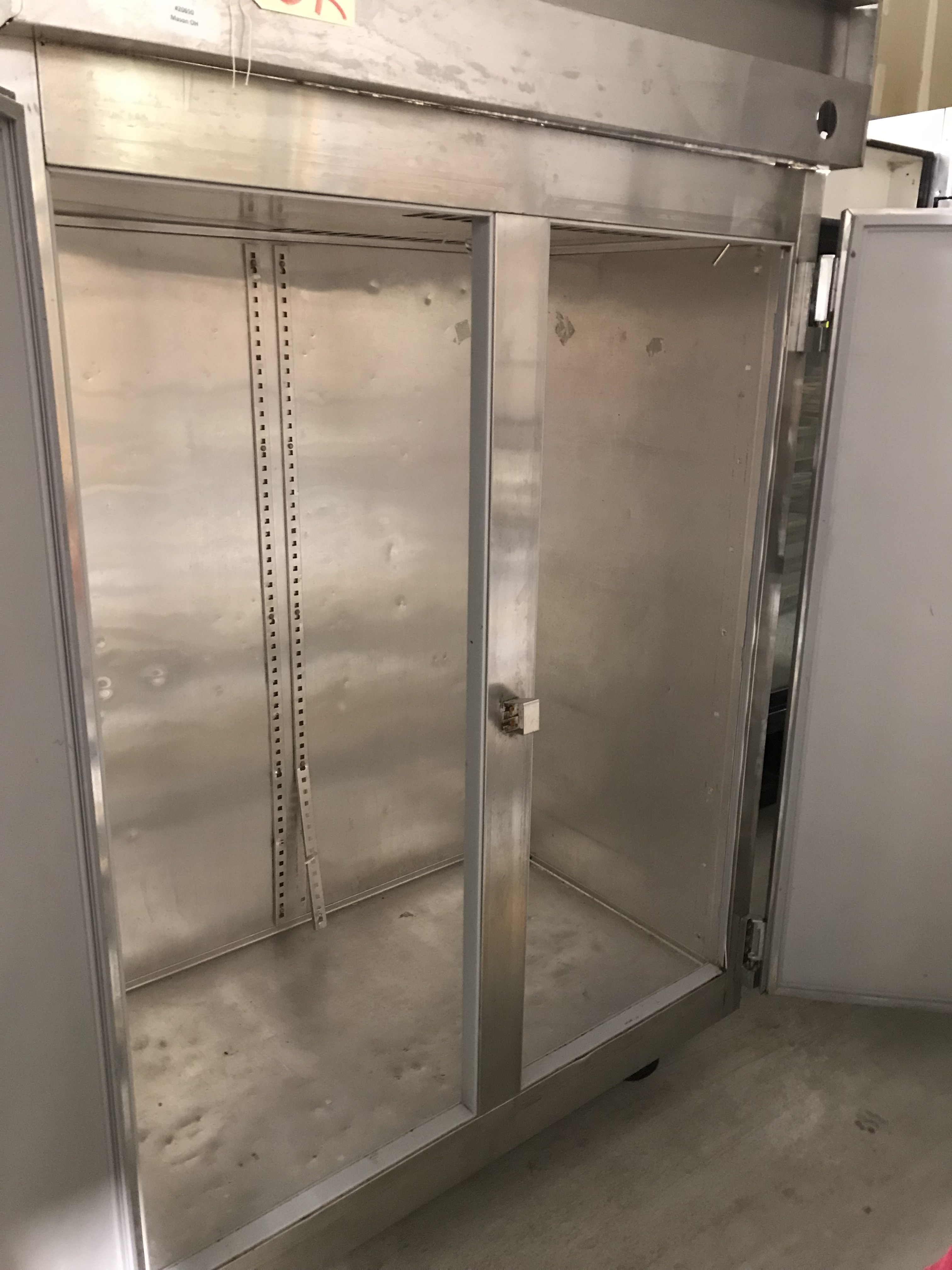lot 9 image: Victory, Mod #VF-2, two door commercial freezer, Runs Freezes