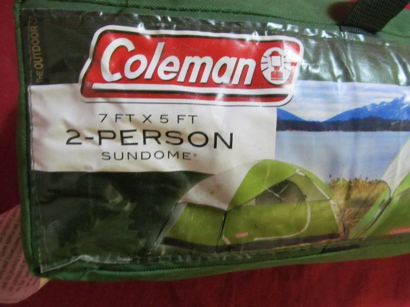 lot 46 image: Coleman tent