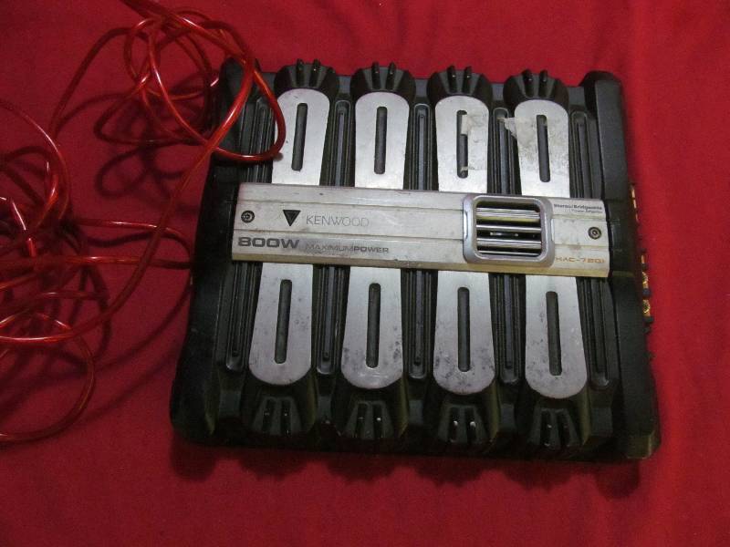lot 57 image: Kenwood power amplifier