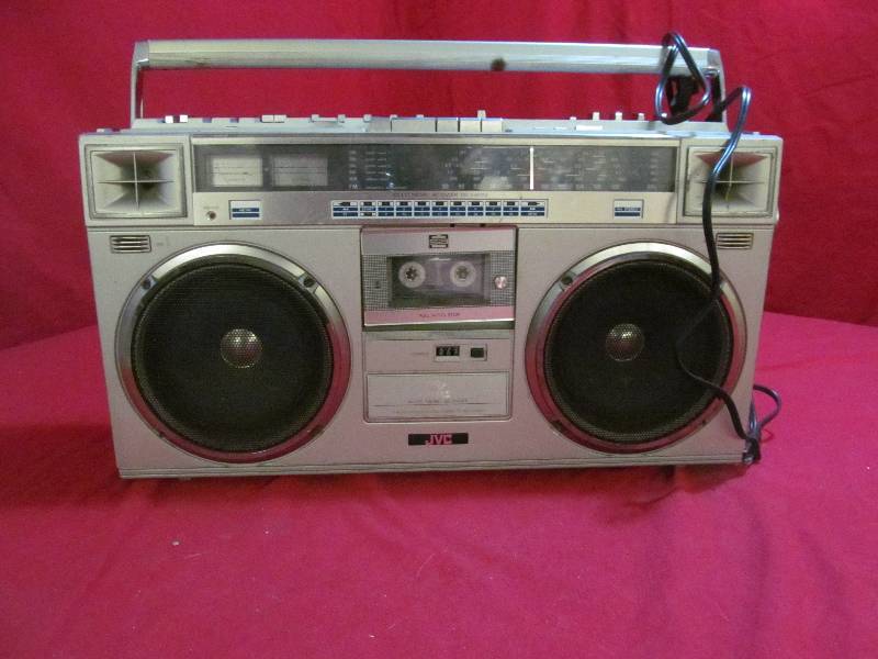 lot 60 image: JVC stereo