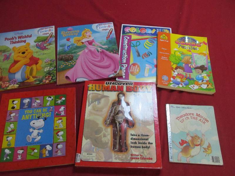 lot 101 image: Disney books,childrens books