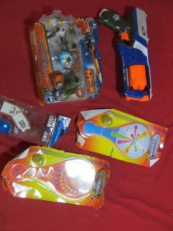 lot 102 image: toys