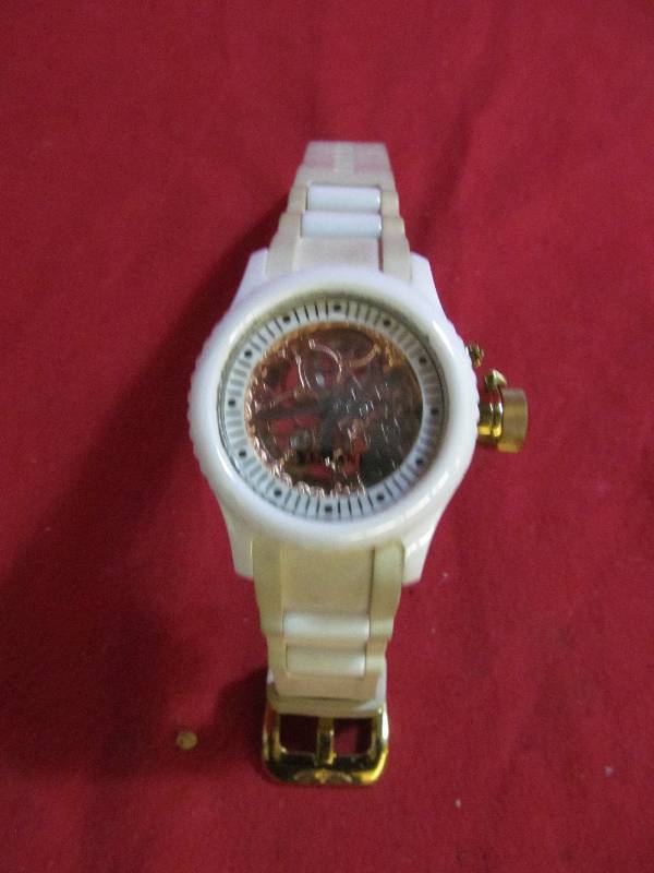 lot 107 image: Invicta Russian Diver Rose gold watch