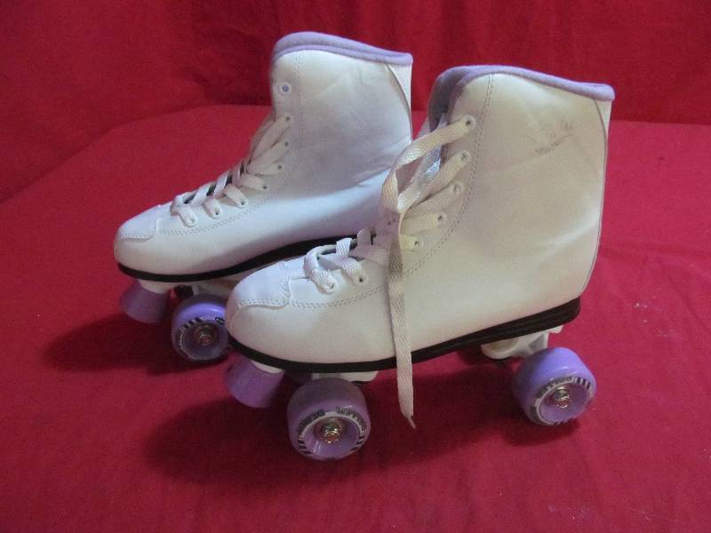 lot 109 image: Roller Skates