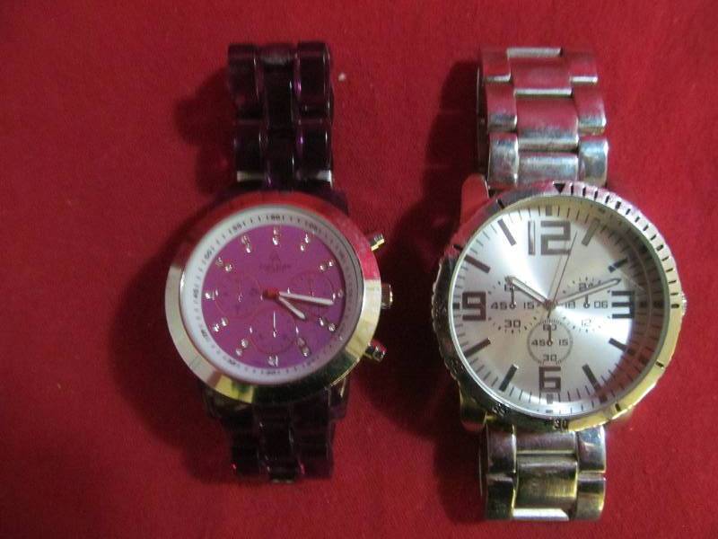lot 129 image: Louis Arden watch, watch