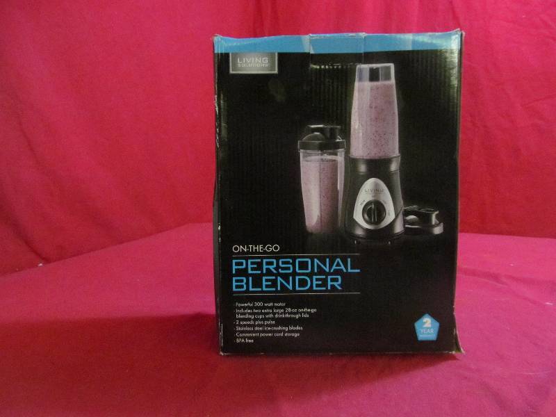 lot 130 image: living solutions personal blender