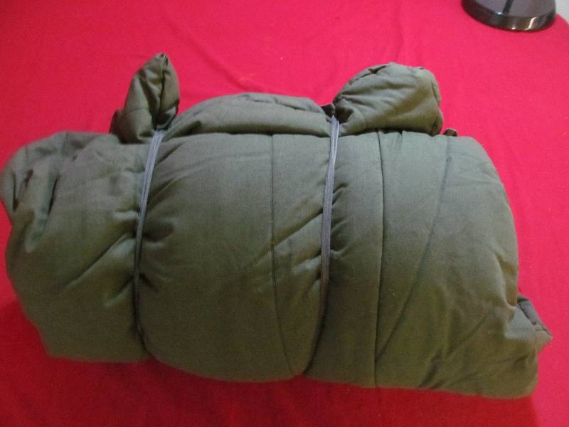 lot 137 image: sleeping bag