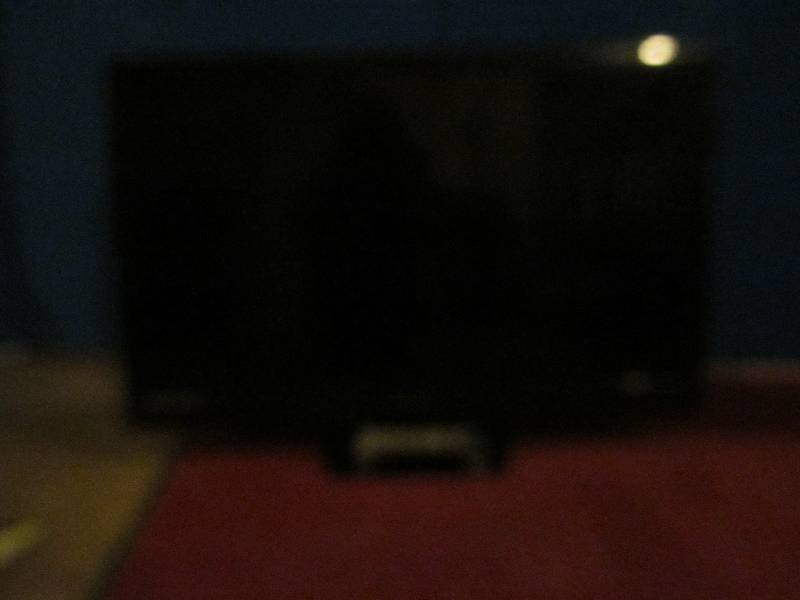 lot 158 image: Emerson 30 flat screen TV