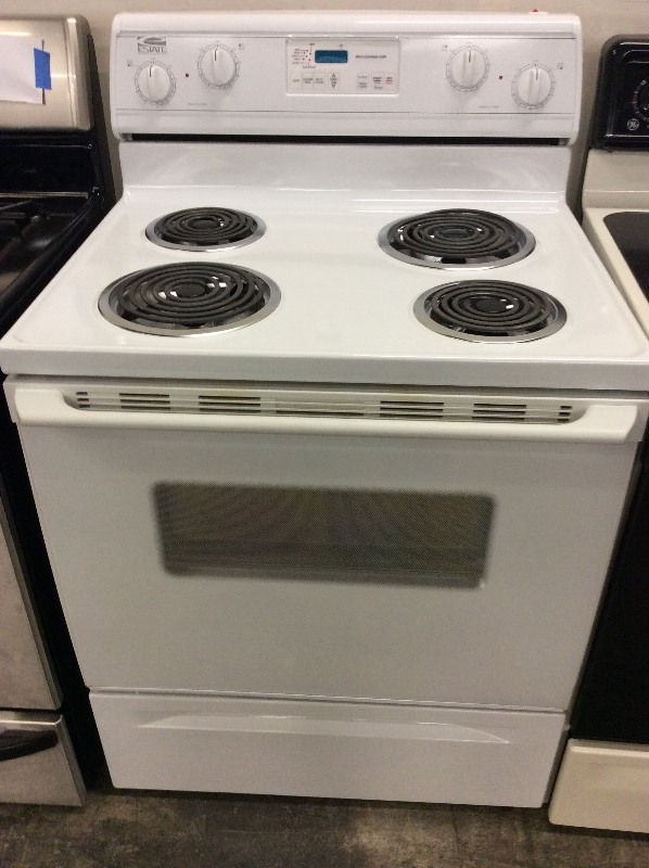 lot 20 image: Estate White Four Coil Top Electric Stove