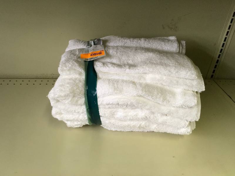 lot 325 image: Welspun Bath Towels 6Pk 30x52, Retail $21.29