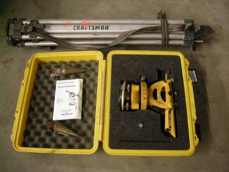 lot 24 image: Craftsman Level and Transit-level, Tripod