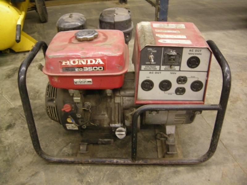 lot 103 image: Honda EG3500 Generator