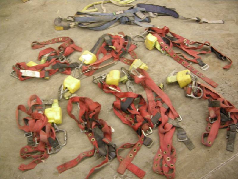 lot 163 image: 9 Safety Harnesses