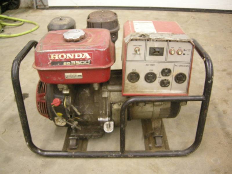 lot 165 image: Honda EG3500 Generator