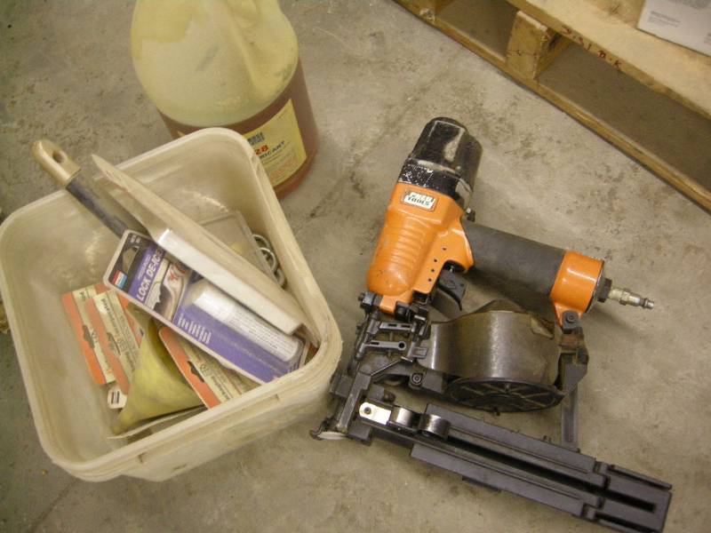 lot 166 image: Pneu Tools Coil Nailer