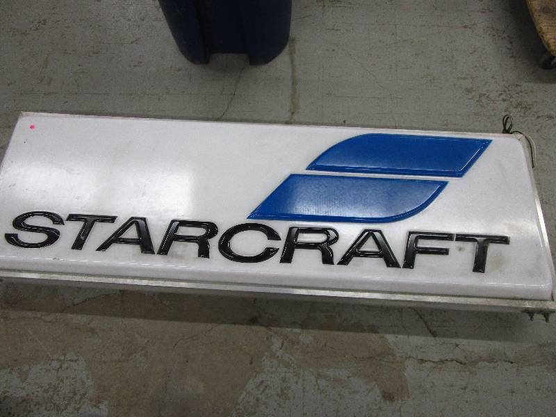 lot 23 image: Plastic Lighted starcraft 2 sided sign, Works