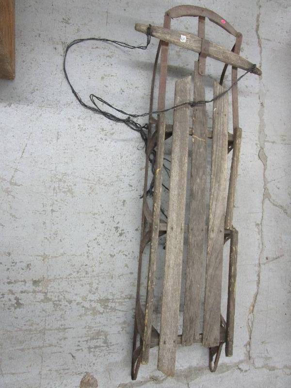 lot 64 image: Vintage Sled