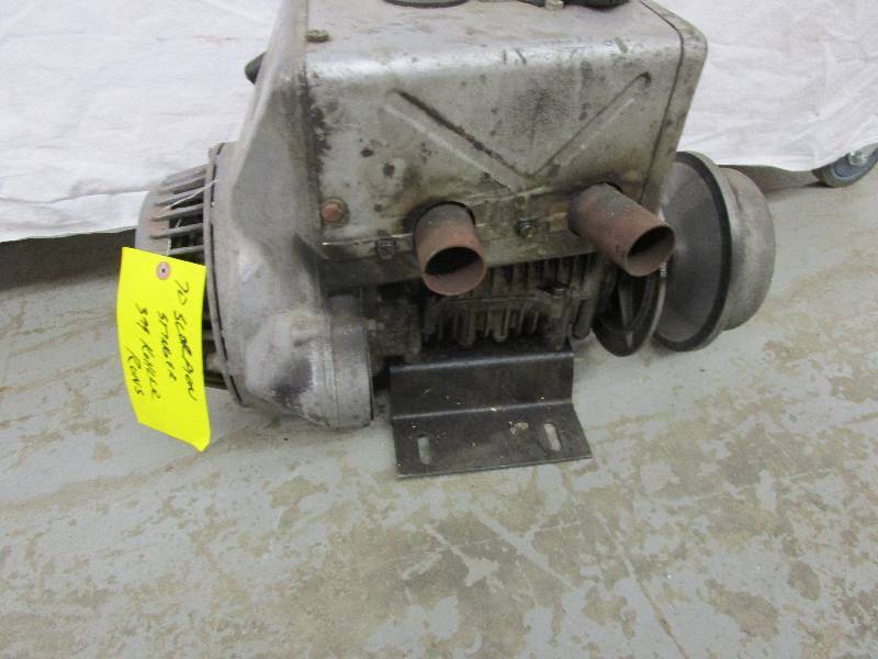 lot 84 image: 440 Kohler Motor - Runs