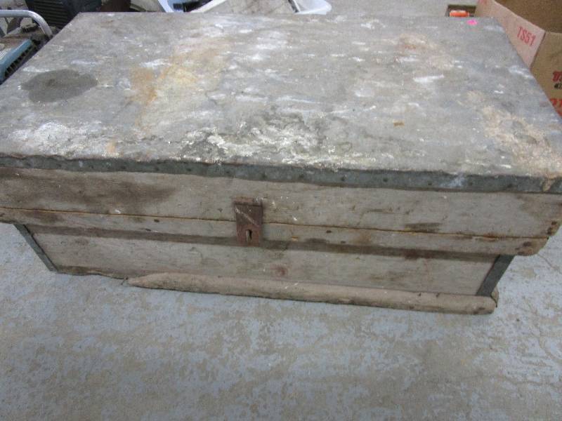 lot 98 image: Wooden Tool Chest - 36 L, 20 W & 12 H