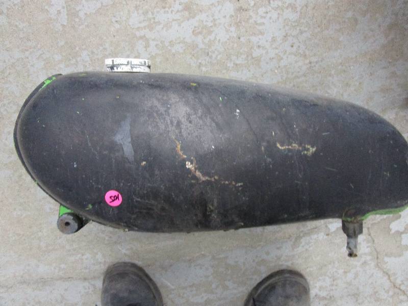 lot 105 image: Kawasaki Motorcycle Tank