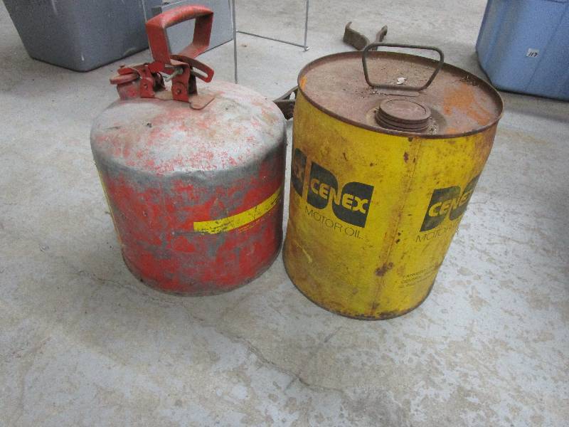 lot 110 image: Oil Can & Gas Can