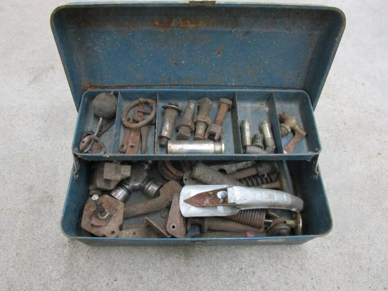 lot 143 image: Tool Box and assorted items