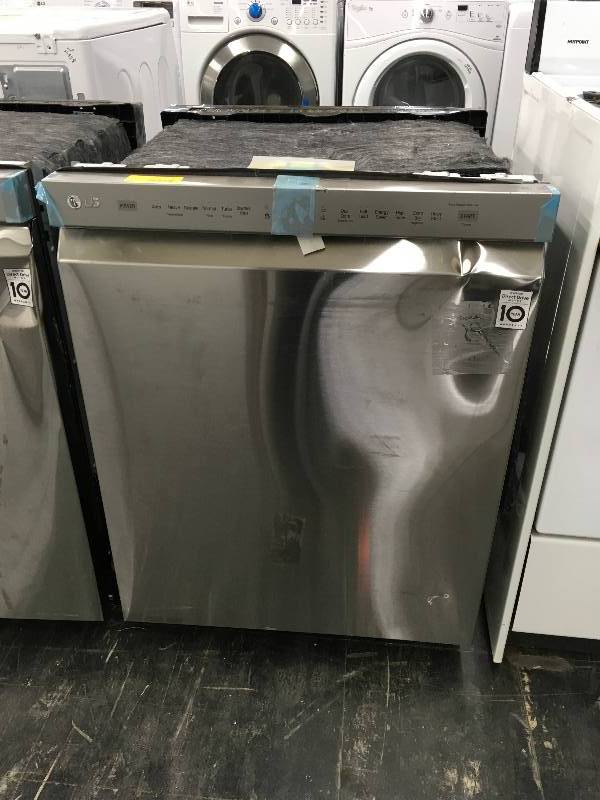 lot 577 image: LG Front Control Dishwasher with QuadWash and EasyRack Plus, Retail $699.99