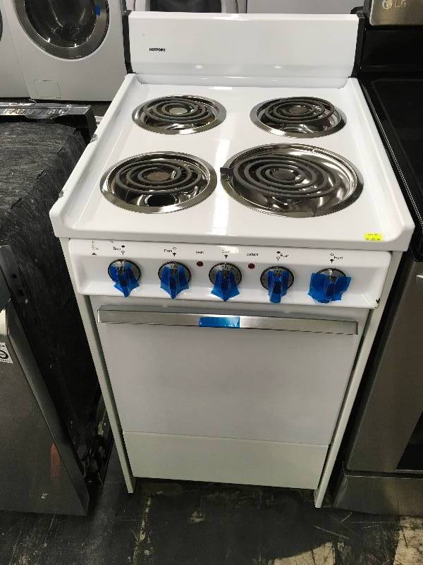 lot 578 image: Hotpoint Electric Coil Top Stove