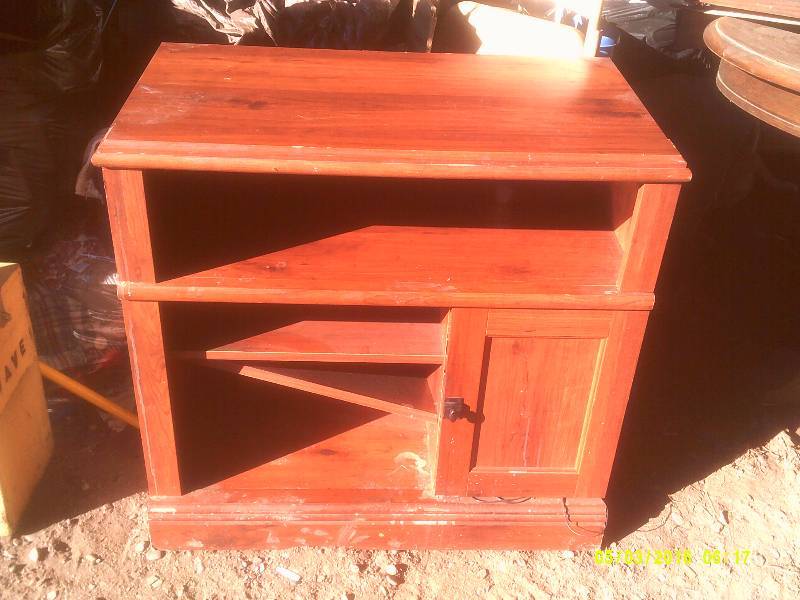 SOLID WOOD STAND UP SHELF CABNET