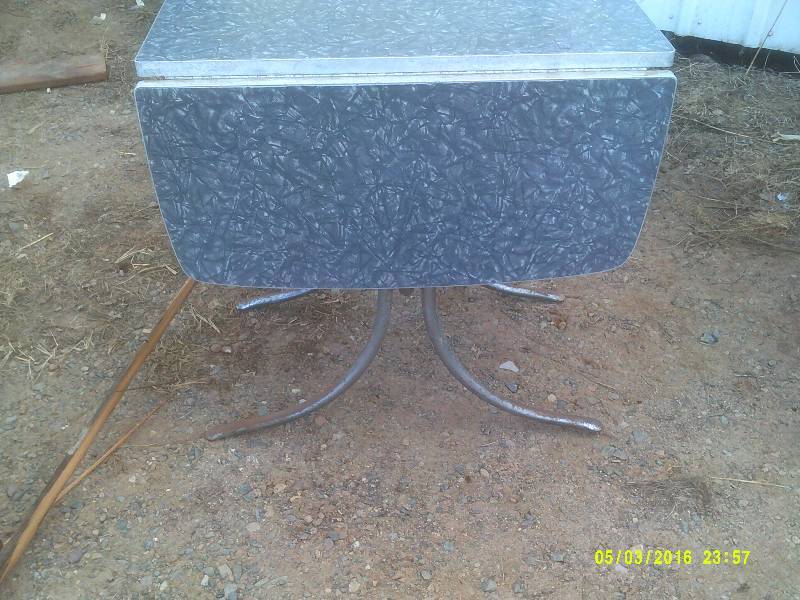 VINTAGE DROP LEAF TABLE