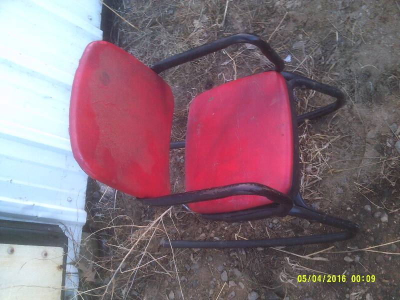 ANTIQUE CHILDS ROCKING CHAIR