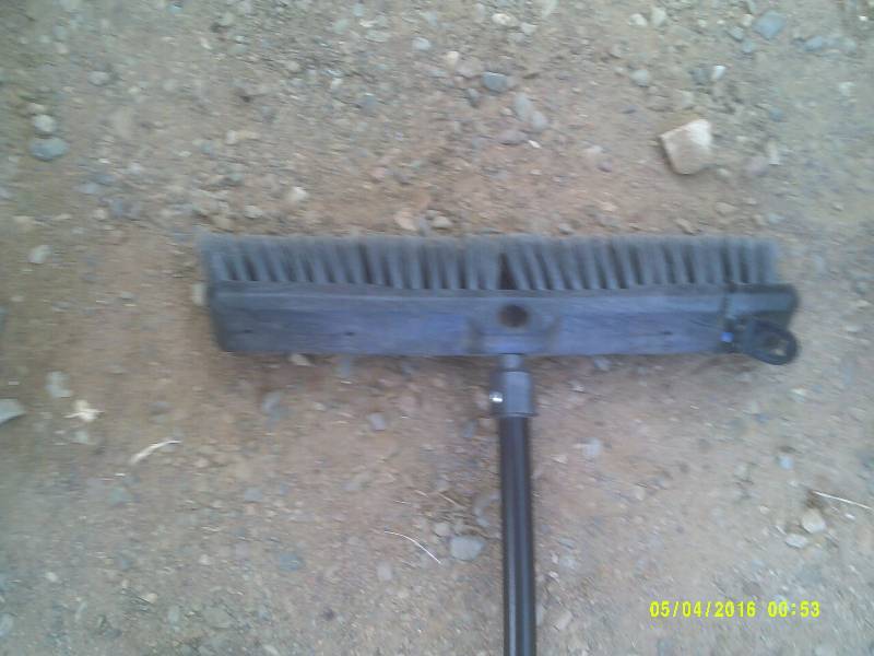 SHOP BROOM
