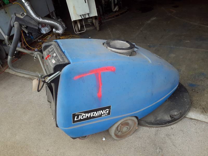 Windsor 22in Electric Burnisher