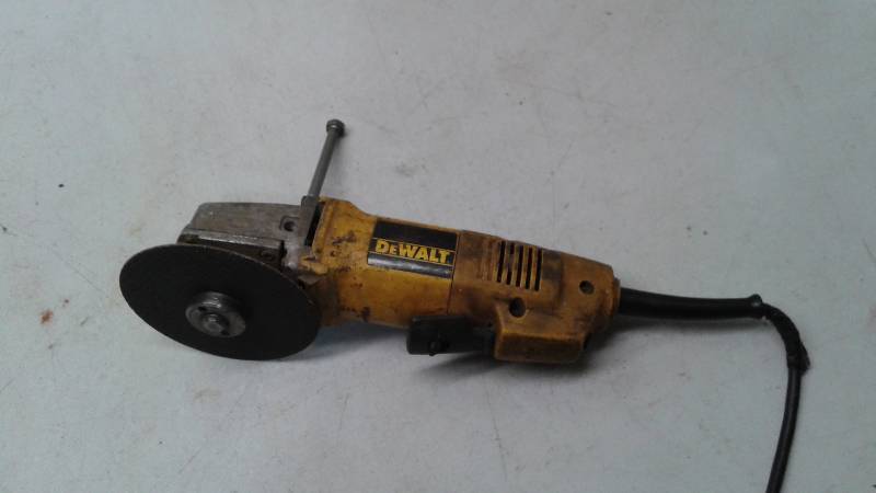Dewalt Angel Grinder, Used, Lots Of Wear, Works