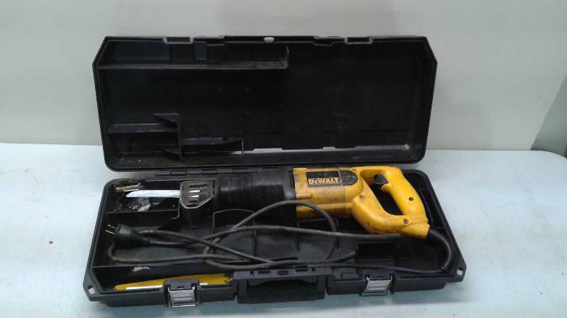 Dewalt Reciprocating Saw, Used, Shows Wear, Works