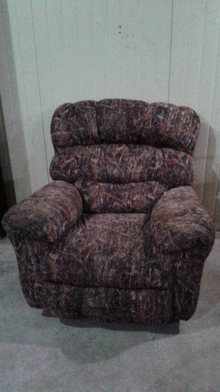 Camouflage Recliner Chair, Used, Shows Wear