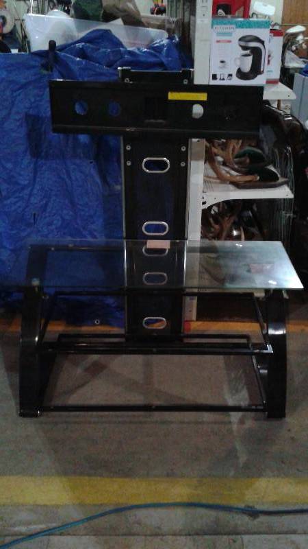 TV Entertainment Center, Missing TV Mount Part