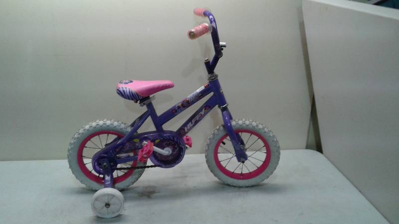 Girls Kids Purple Huffy Bike With Training Wheels