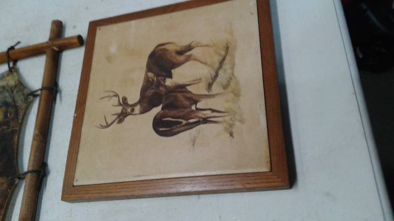 Lot Of Hunting Decor, One Tile