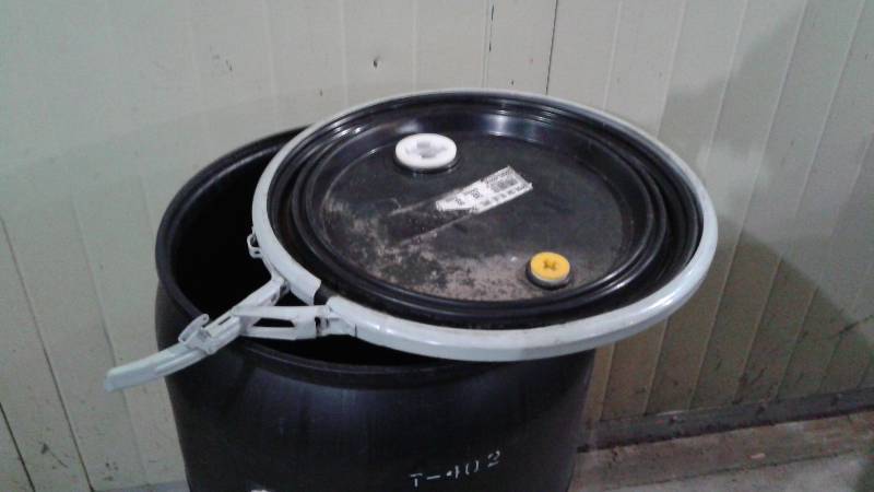 Plastic Drum Barrel With Lid, Used, Empty - Black