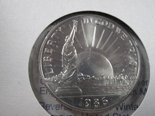 1986 US Liberty Unc Coin