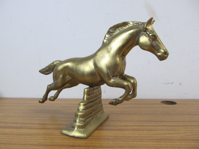 lot 34 image: Vintage Solid Brass Jumping Horse Statue