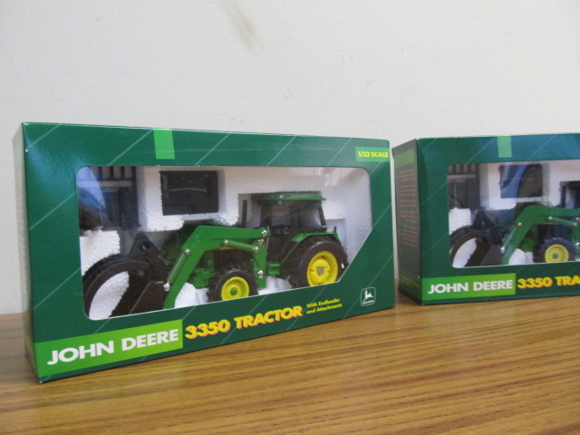 lot 89 image: 2 NIB Ertl 132 John Deere 3350 Tractors