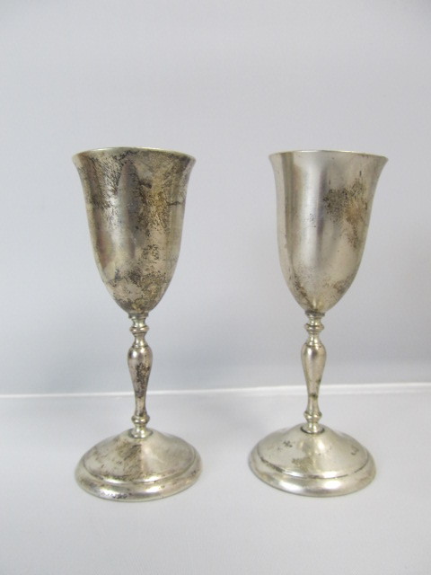 lot 111 image: Pair of Vintage RANDAHL Sterling Silver Small Goblets
