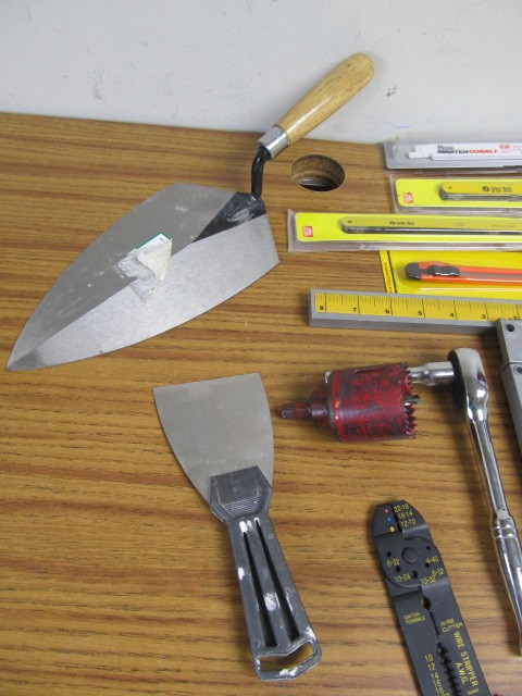 lot 125 image: Lot of Assorted Hand Tools etc