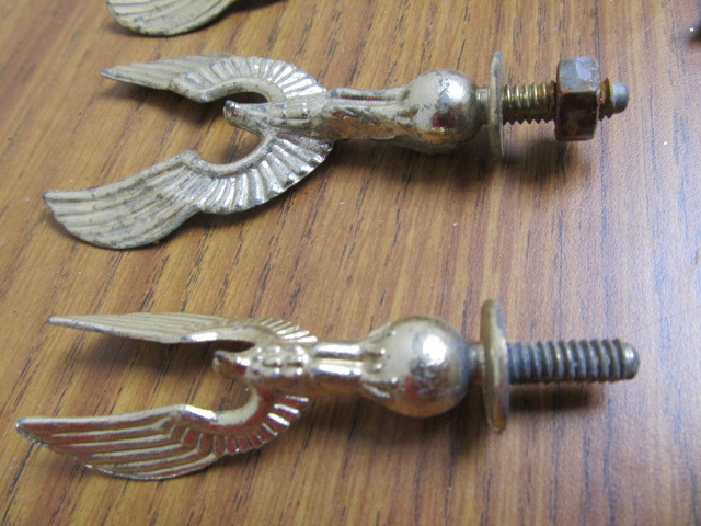 lot 31 image: Large Lot of Vintage Metal Eagle Finials
