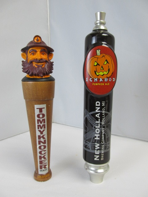 lot 27 image: Tommyknocker & New Holland Beer Tap Handles