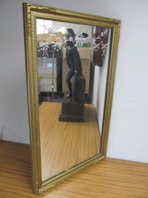 lot 131 image: Antique Gold Gilt Wood Wall Mirror wEtched Glass