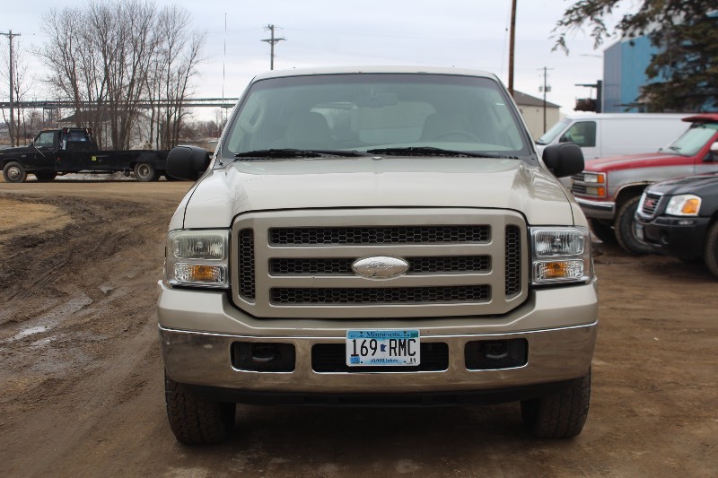 2005 Ford Excursion Limited 4x4  - 2 Owner -